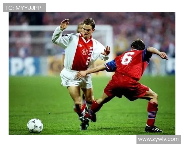 O型血足球明星的传奇故事与场上风采揭秘 O型血足球明星的传奇故事与场上风采揭秘