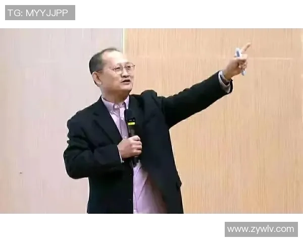上海篮球队团队协作深度解析及其对比研究